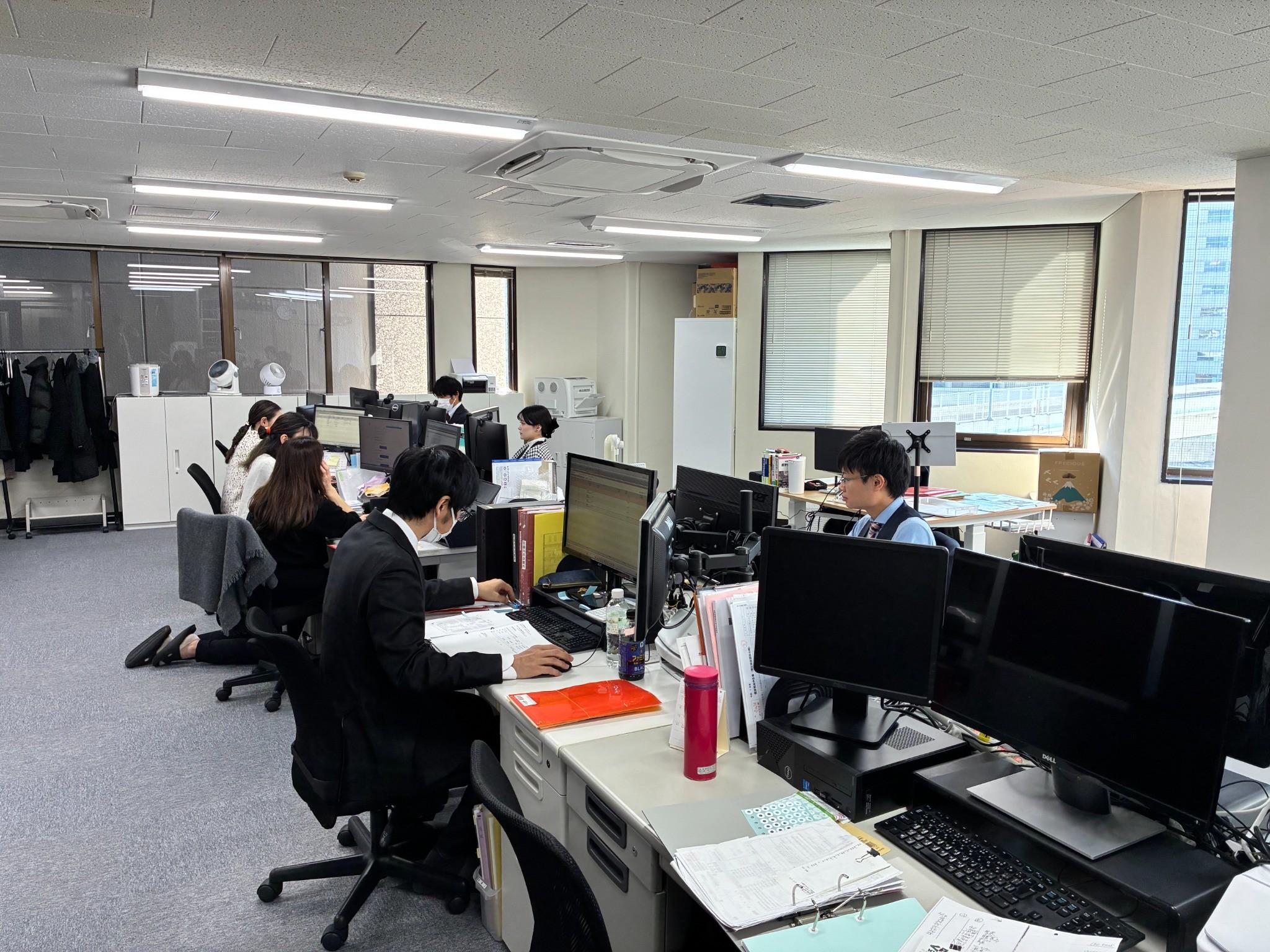 税理士法人三ツ星（税務会計スタッフ／正社員／未経験可）