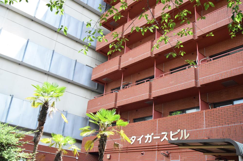池袋から徒歩5分！コンビニや飲食店も多く通勤も便利です。