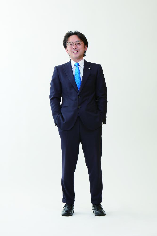 代表の小形です＊あなたのご応募お待ちしております☆