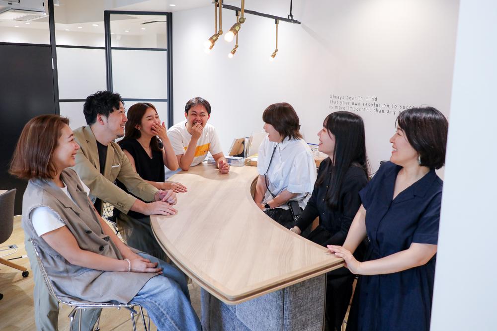 社内のBarスペース！仕事の話も、雑談も気軽に話せます！