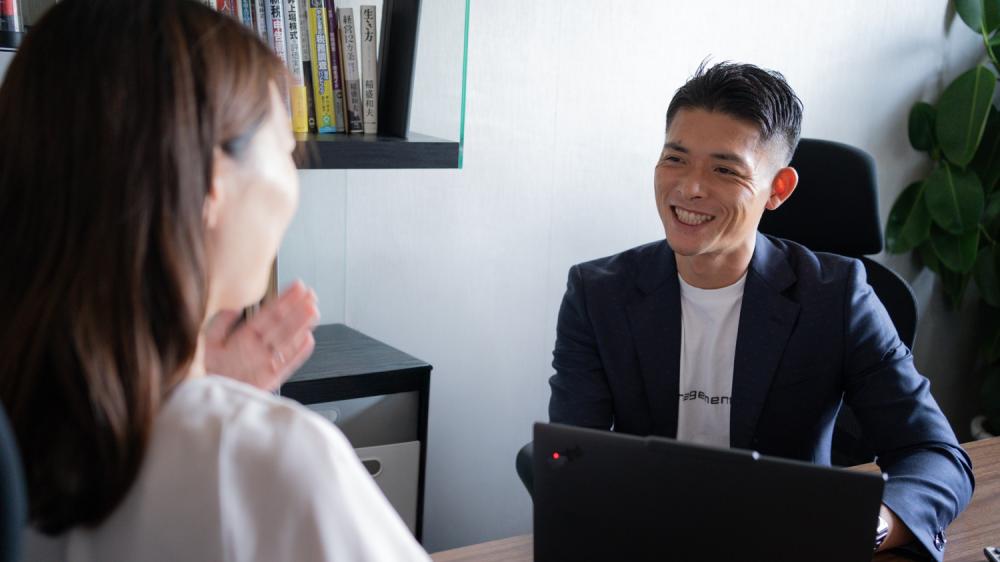 代表の笹島です！未経験の方にも丁寧にお教えします！