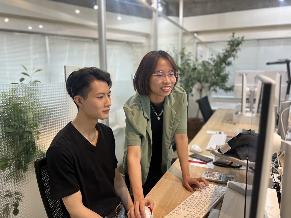 仕事を学べます