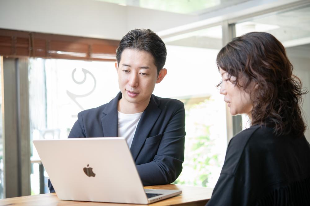 監査法人・上場企業の財務を経験した代表直下で経験を積めます