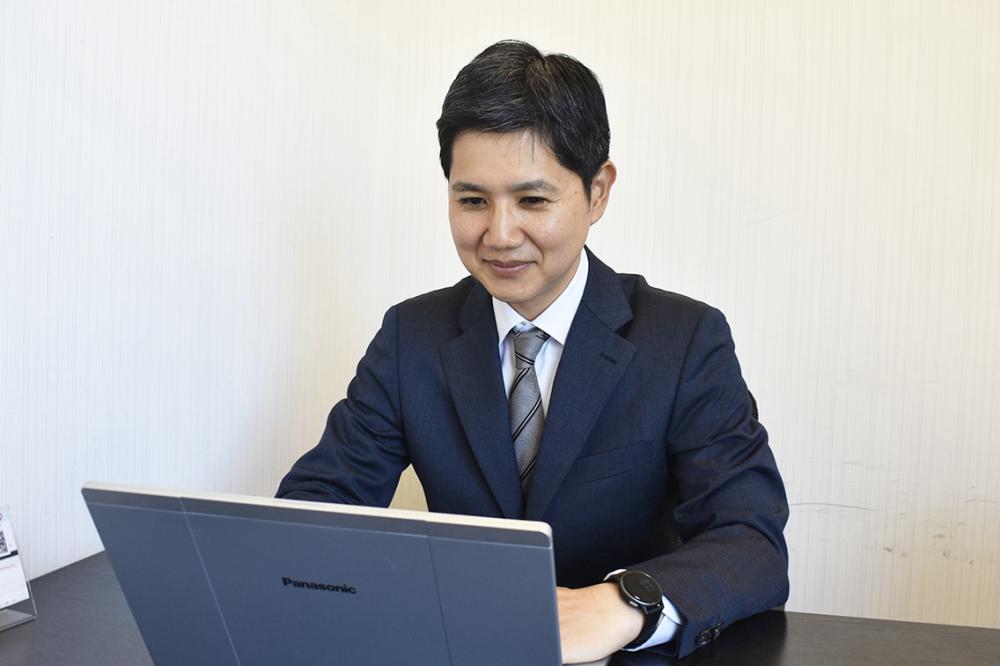 代表の小長井（こながい）です。いつでもお気軽に質問してください！